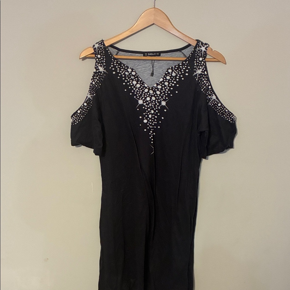 Sheilay Black and White off the shoulder Polka Dot Top
